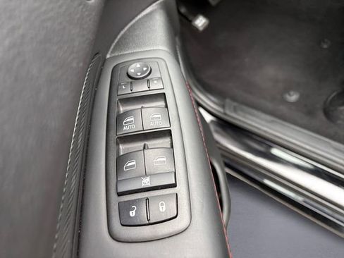 Used 2024 Dodge Durango GT AWD/4WD image 17