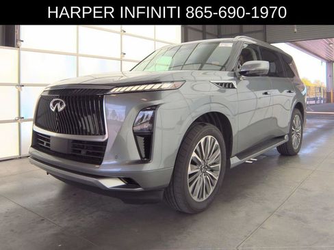 Used 2025 INFINITI QX80 Sensory image 1