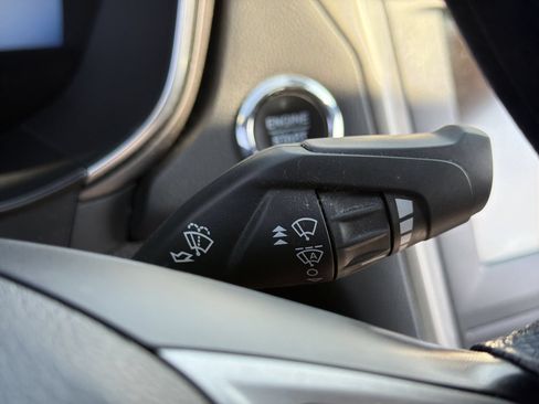 Used 2020 Ford Fusion SE FWD image 24