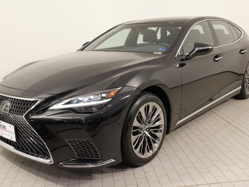 Used 2021 Lexus LS 500 AWD w/ Interior Upgrade Package image 4