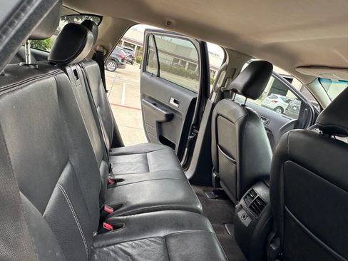 Used 2010 Ford Edge SEL FWD image 19