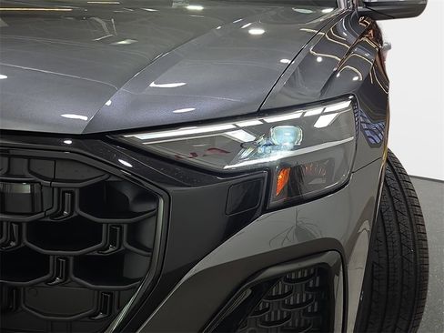 New 2026 Audi Q8 Premium Plus image 30