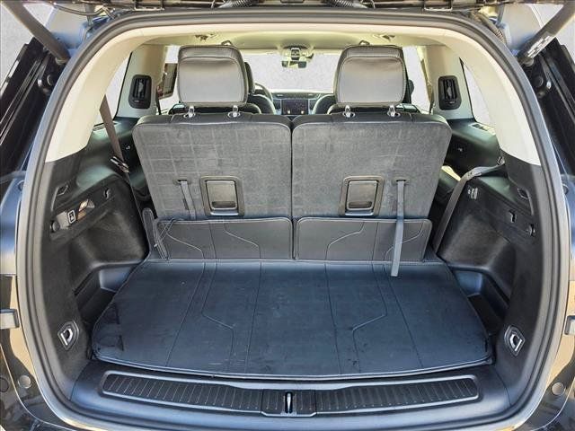 Used 2023 Jeep Grand Cherokee L Limited w/ Luxury Tech Group II AWD/4WD image 16