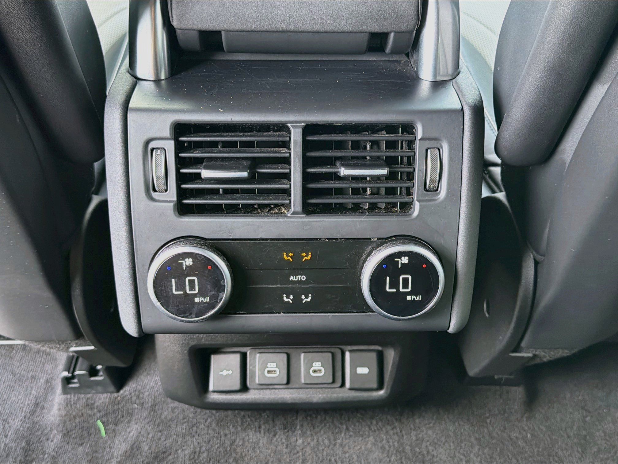 Used 2022 Land Rover Discovery S R-Dynamic AWD/4WD image 21