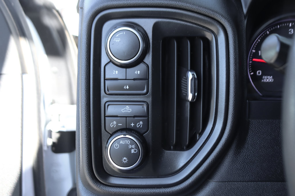 Used 2022 Chevrolet Silverado 3500 W/T w/ WT Convenience Package AWD/4WD image 19