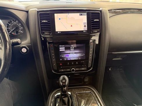 Used 2021 INFINITI QX80 Luxe image 19