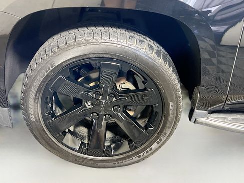 Used 2020 GMC Yukon SLT w/ Open Road Package image 13