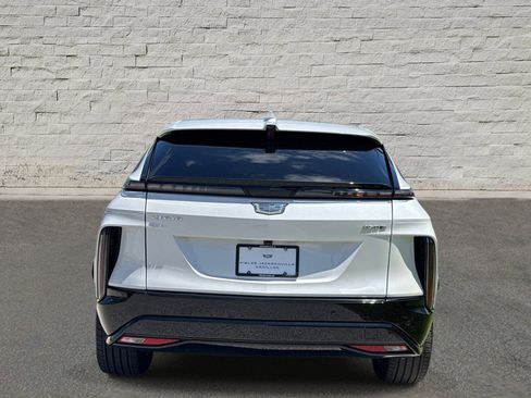 Used 2024 Cadillac Lyriq Sport RWD image 4