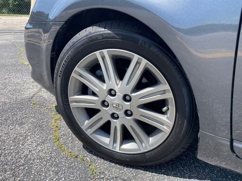 Used 2008 Toyota Avalon Limited FWD image 9