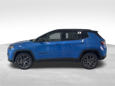 New 2025 Jeep Compass Limited w/ Sun & Sound Group image 3