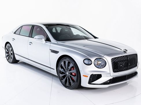New 2025 Bentley Flying Spur Plug-In Hybrid image 7