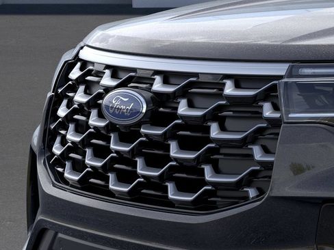 New 2026 Ford Explorer Platinum w/ LUX Leather Package AWD/4WD image 17
