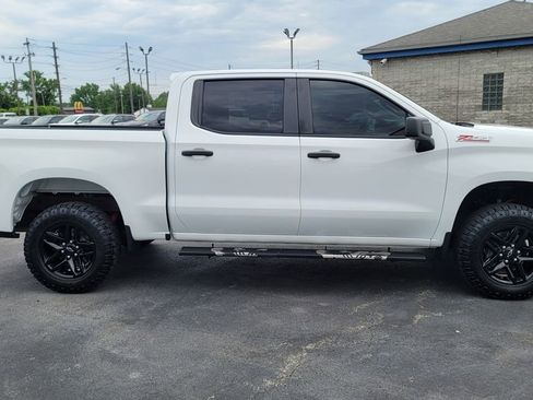 Used 2021 Chevrolet Silverado 1500 Custom Trail Boss AWD/4WD image 13