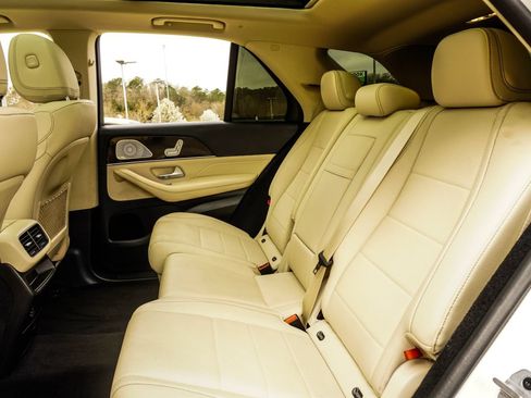 Used 2022 Mercedes-Benz GLE 350 4MATIC w/ 3rd Row Seat Package image 34