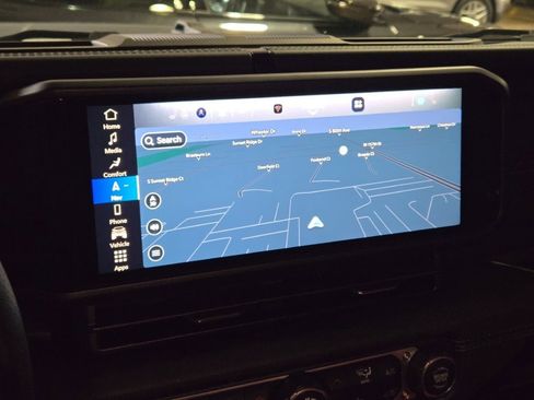 Used 2024 Jeep Wrangler Unlimited Rubicon 392 image 28