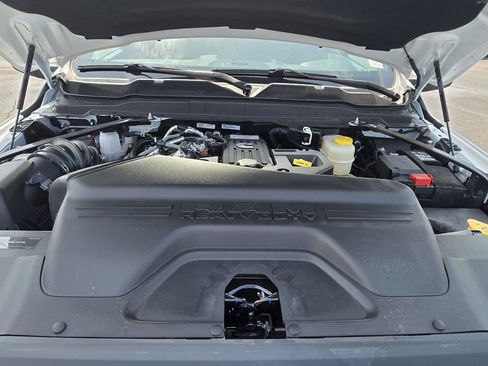 New 2026 RAM 2500 Tradesman AWD/4WD image 30