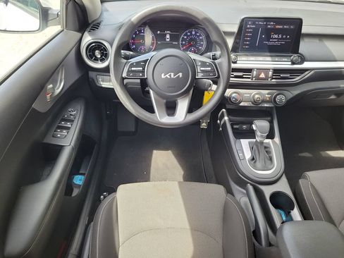 Used 2024 Kia Forte LXS FWD image 14