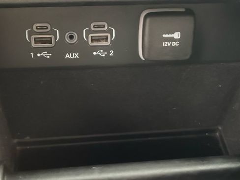 Used 2021 Jeep Grand Cherokee L Limited AWD/4WD image 26