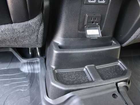 Used 2021 Jeep Wrangler Unlimited Sahara w/ LED Lighting Group AWD/4WD image 26