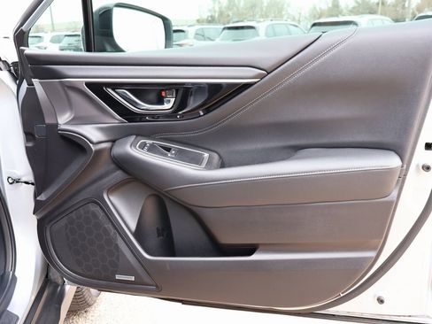 Used 2023 Subaru Outback Touring XT image 9