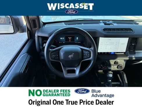 Used 2025 Ford Bronco Badlands image 8
