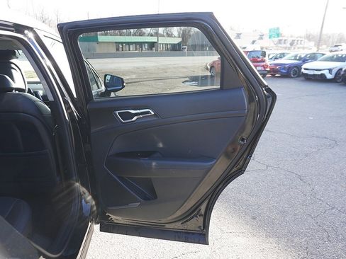Used 2025 Kia Sportage EX image 25