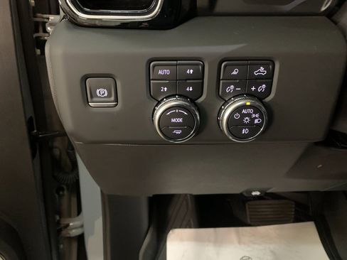 Used 2024 GMC Sierra 1500 Denali w/ Technology Package image 33