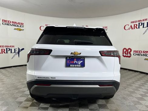 Used 2025 Chevrolet Equinox LT AWD/4WD image 6