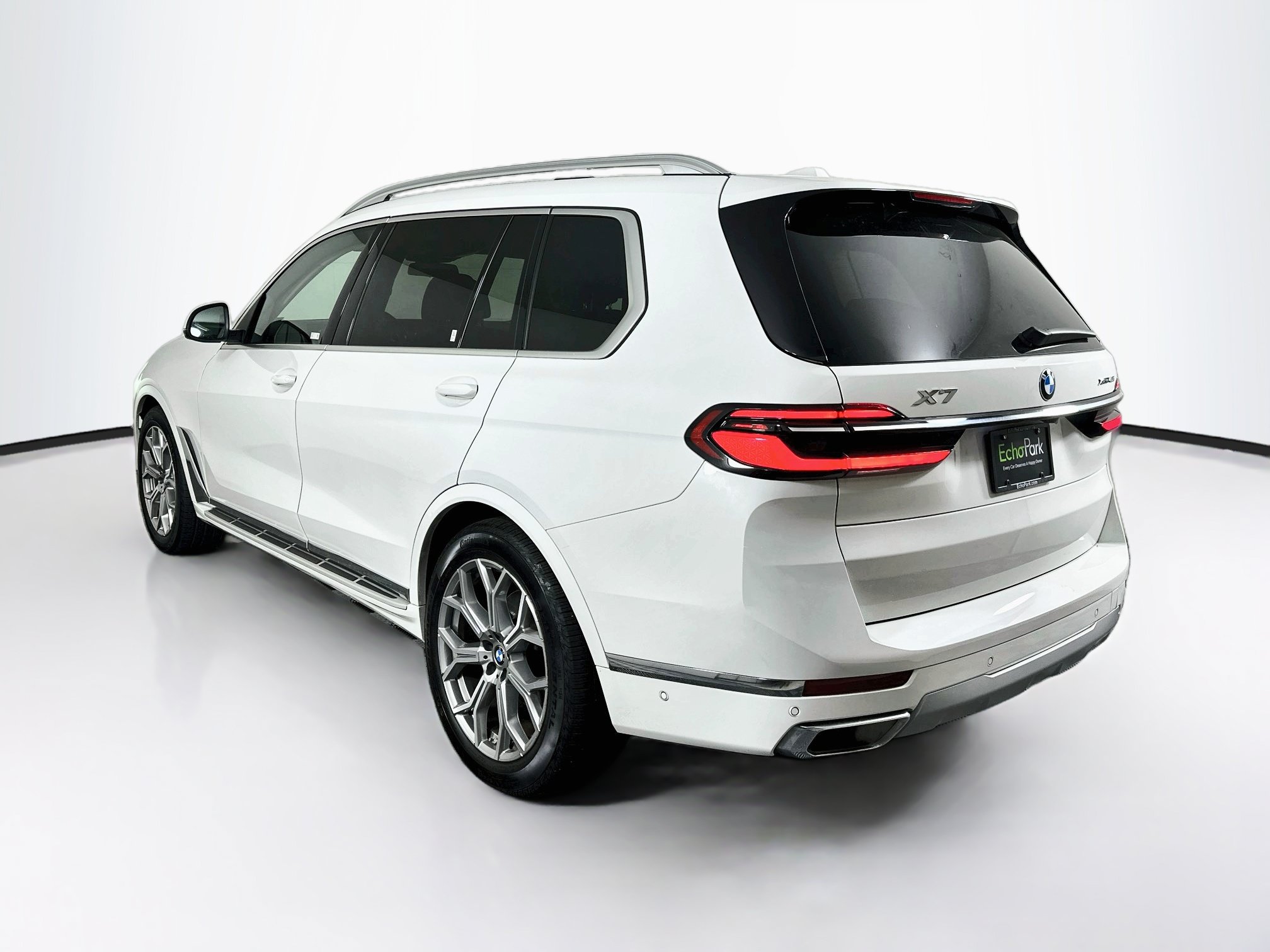 Used 2025 BMW X7 xDrive40i AWD/4WD image 5