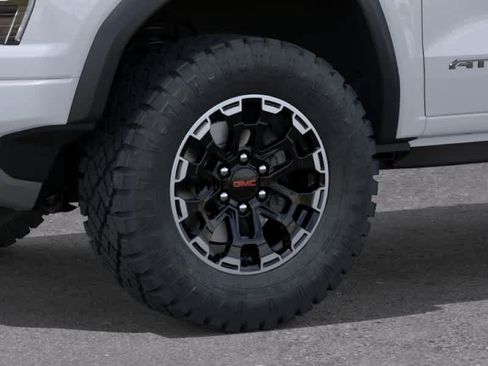 New 2026 GMC Canyon AT4 AWD/4WD image 9
