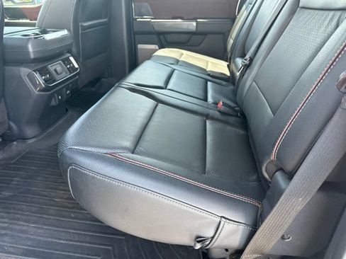 Used 2022 Ford F150 Lariat AWD/4WD image 16