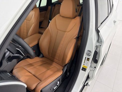 Used 2021 BMW X3 xDrive30i w/ Parking Assistance Package image 13