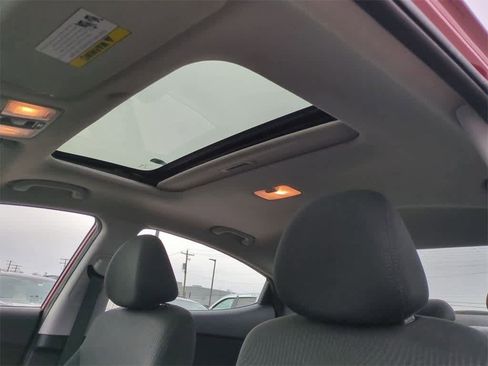 Used 2015 Hyundai Elantra SE w/ Option Group 03 image 11