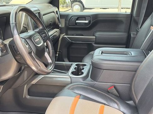 Used 2022 GMC Sierra 1500 AT4 w/ AT4 Premium Package image 17