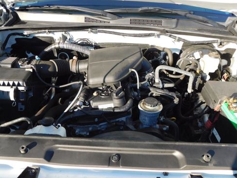 Used 2019 Toyota Tacoma SR image 20