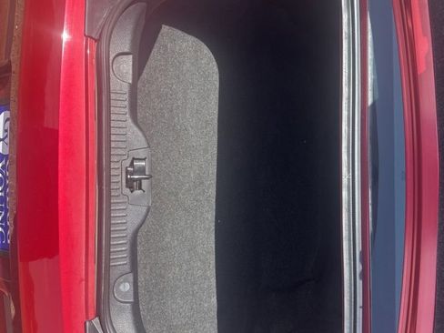 Used 2010 Ford Mustang GT RWD image 9
