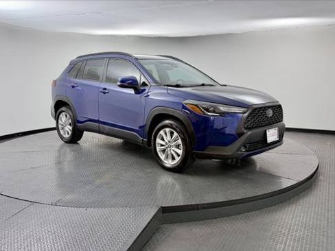 Used 2022 Toyota Corolla Cross LE FWD image 9