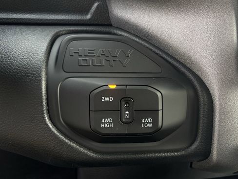 New 2026 RAM 2500 Tradesman AWD/4WD image 21