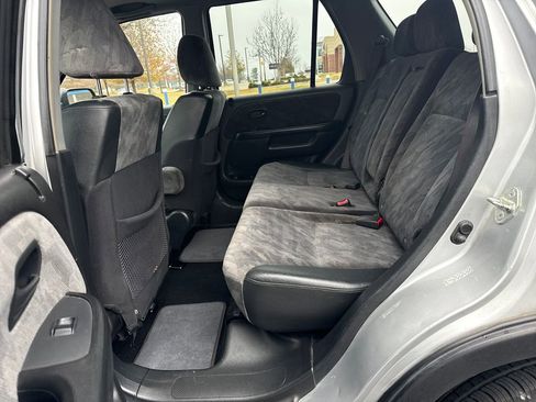 Used 2004 Honda CR-V EX image 15