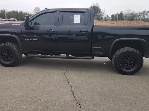 Used 2025 Chevrolet Silverado 2500 ZR2 image 15