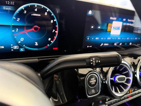 Used 2021 Mercedes-Benz GLA 35 AMG 4MATIC image 37