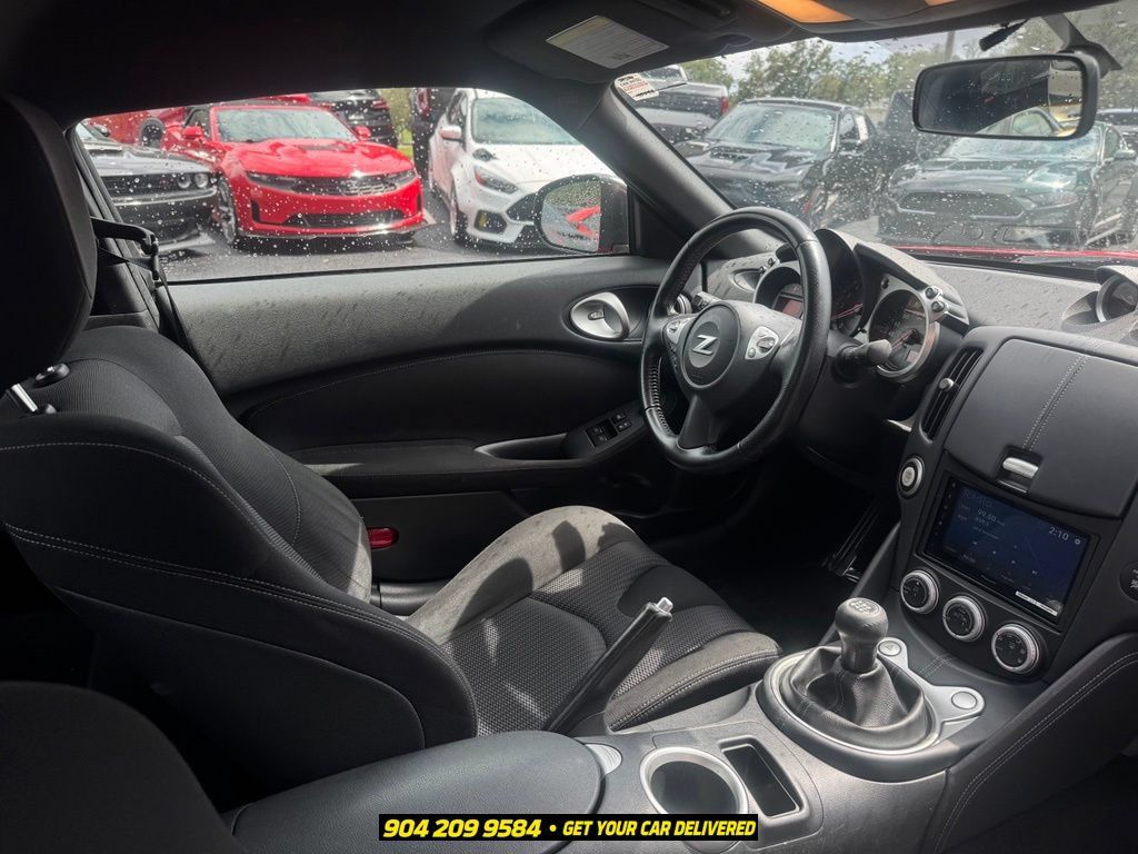 Used 2016 Nissan 370Z Coupe RWD image 33