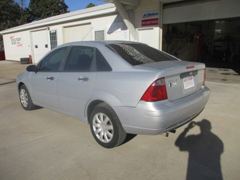 Used 2005 Ford Focus S image 13