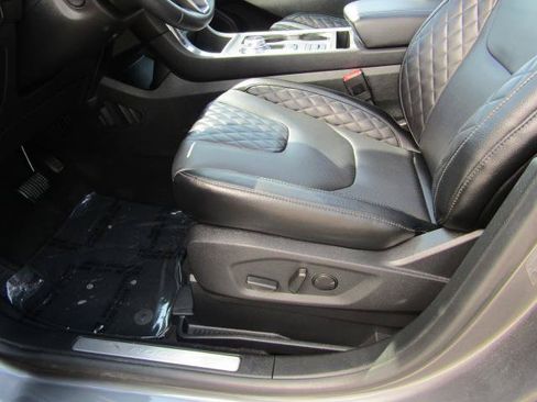 Used 2024 Ford Edge Titanium w/ Equipment Group 301A AWD/4WD image 18