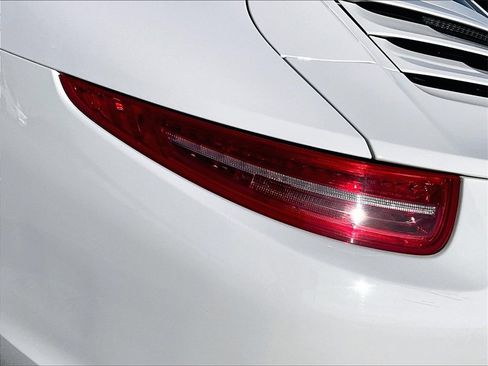 Used 2012 Porsche 911 Carrera S image 21