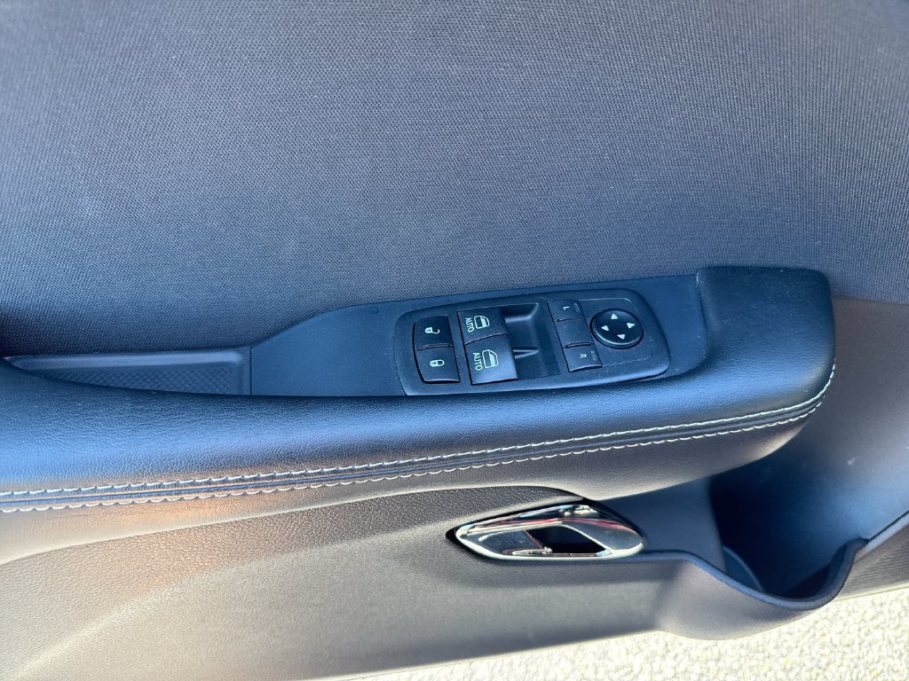 Used 2019 Dodge Challenger SRT Hellcat RWD image 20