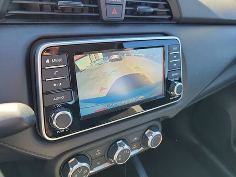 Used 2025 Nissan Versa S w/ Trunk Package image 19