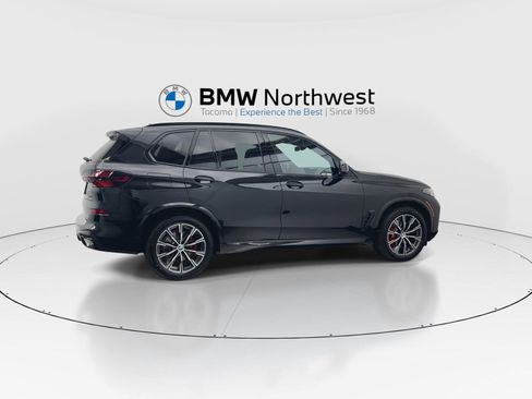 New 2026 BMW X5 xDrive40i w/ M Sport Package AWD/4WD image 4