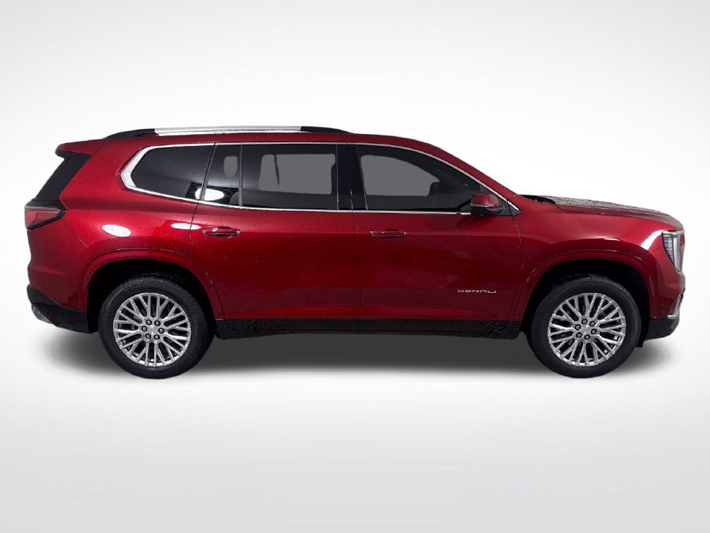 Used 2024 GMC Acadia Denali FWD image 2