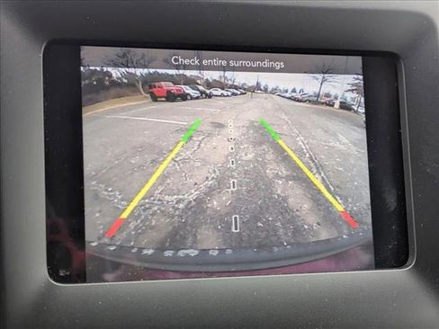 Used 2019 Jeep Cherokee Latitude Plus w/ Cold Weather Group image 13